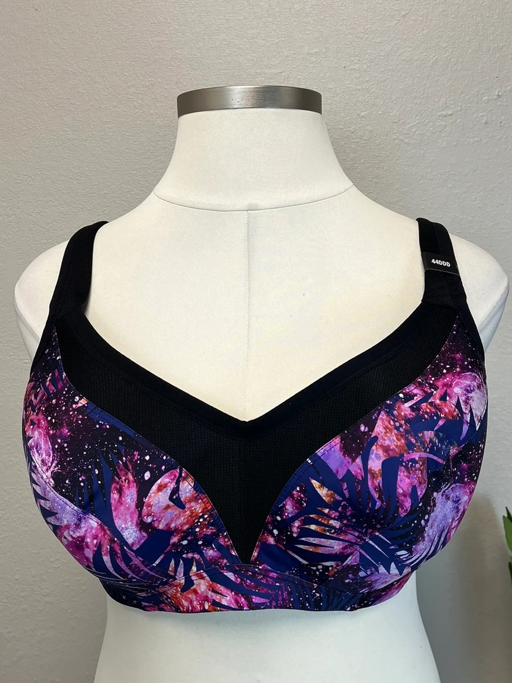 Torrid Purple Tropical Underwire Sports Bra - New - Size 44DDD